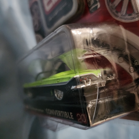 TIS Wheels 61 impale convertible diecast - Picture 4 of 6